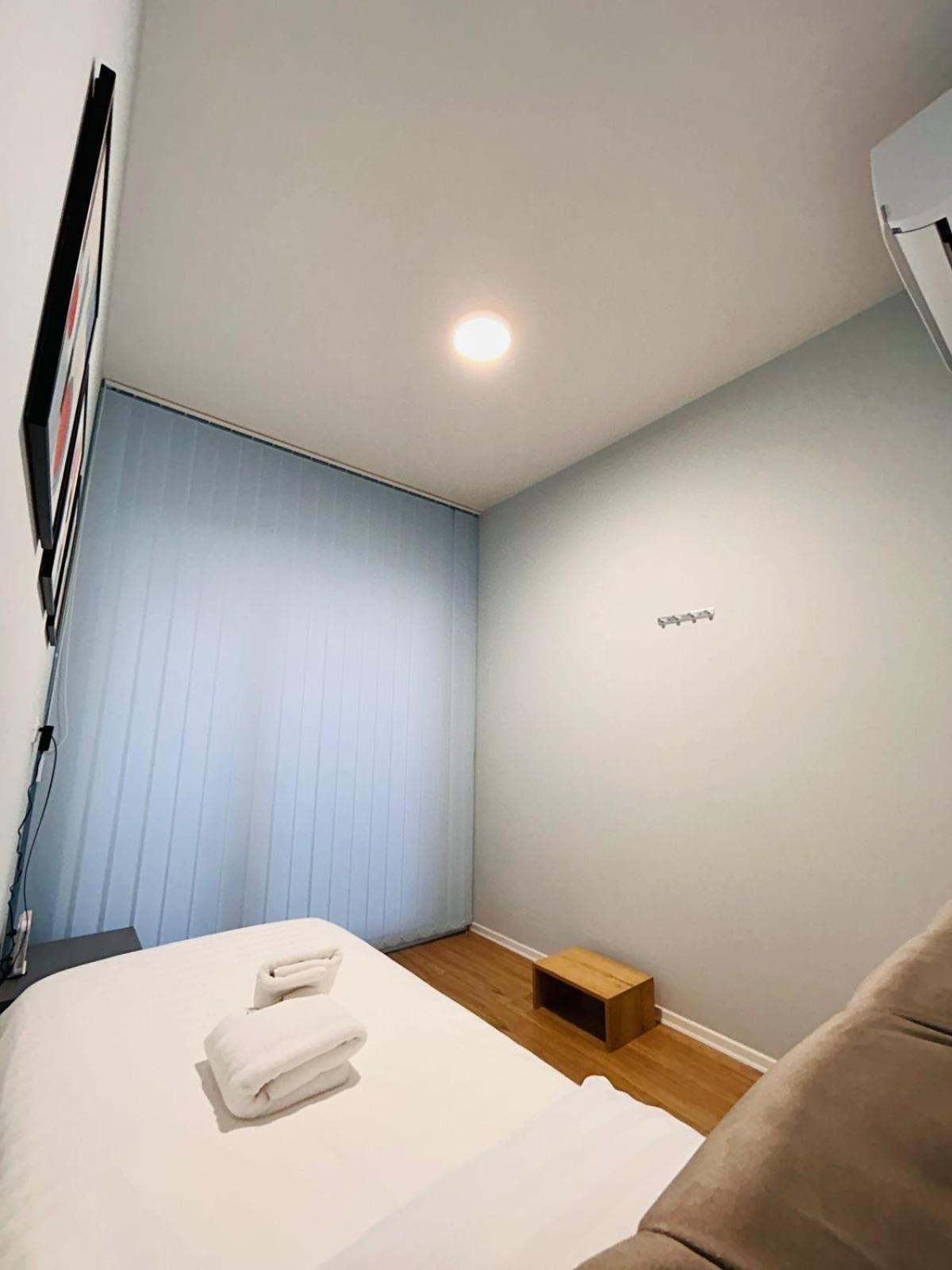 Picasso Apartment Тирана Экстерьер фото