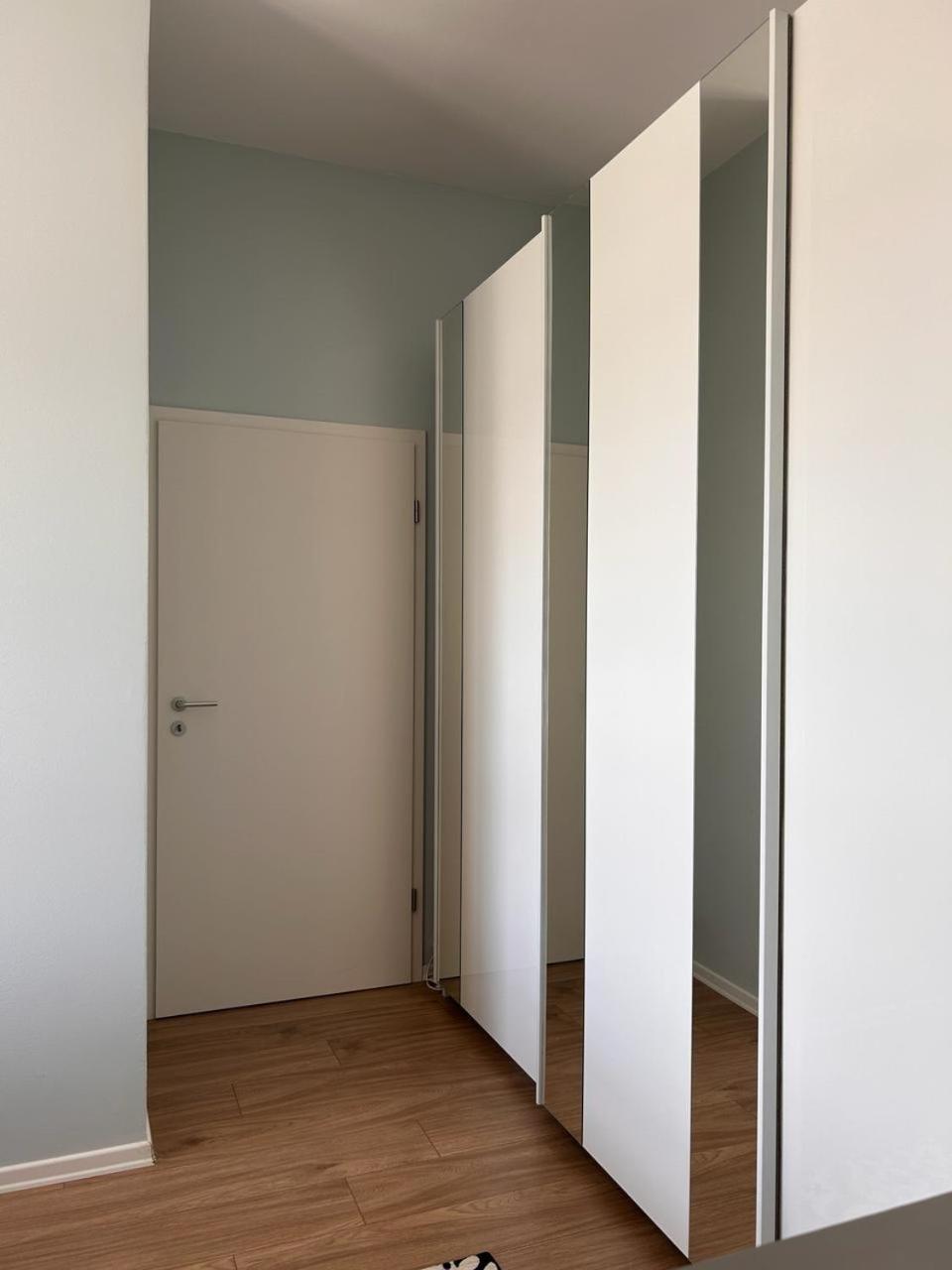 Picasso Apartment Тирана Экстерьер фото
